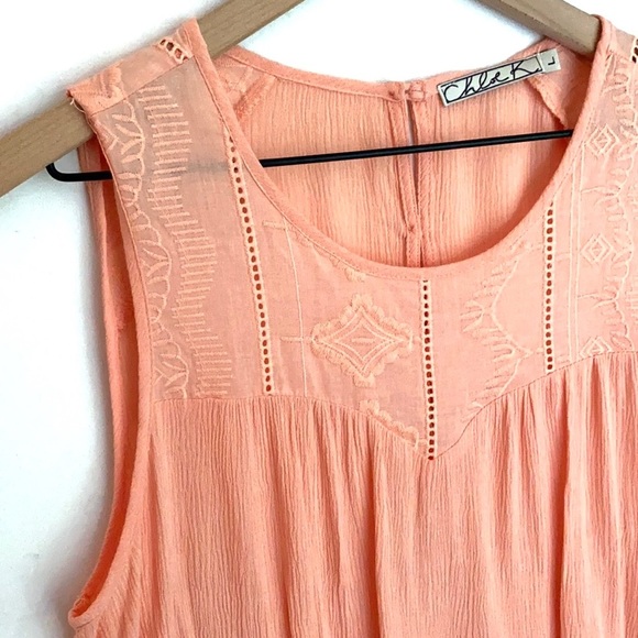 Chloe K sleeveless top, Size L, Color: peach - Picture 2 of 8